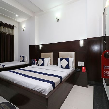 Oyo 9974 Hotel Taj Prince อัครา ภายนอก รูปภาพ