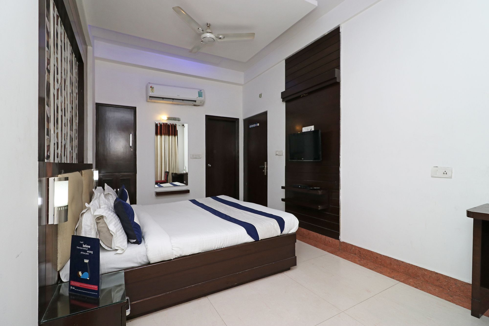 Oyo 9974 Hotel Taj Prince อัครา ภายนอก รูปภาพ
