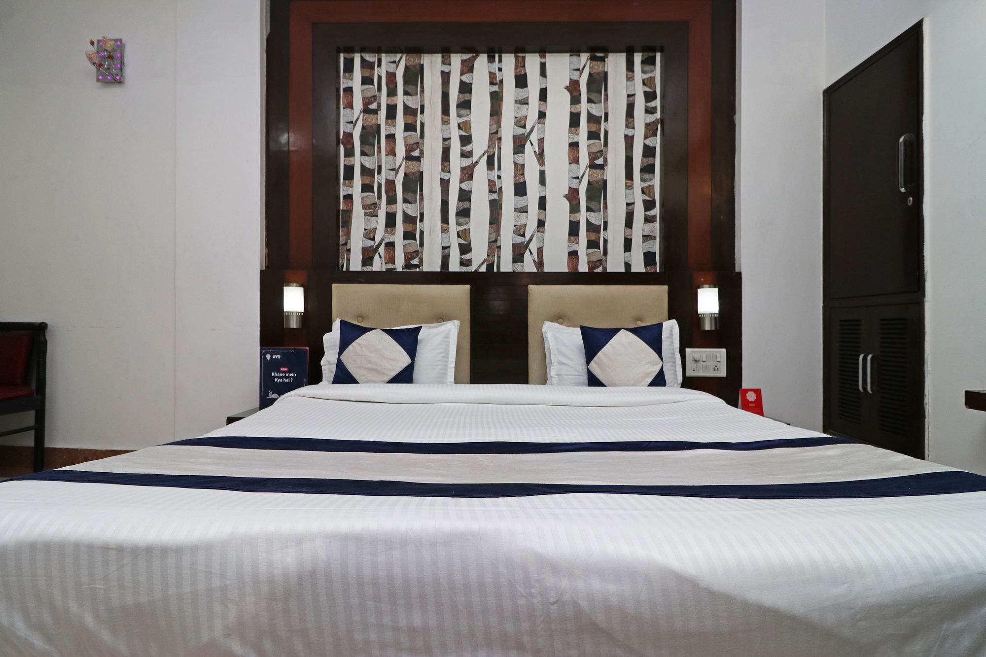 Oyo 9974 Hotel Taj Prince อัครา ภายนอก รูปภาพ