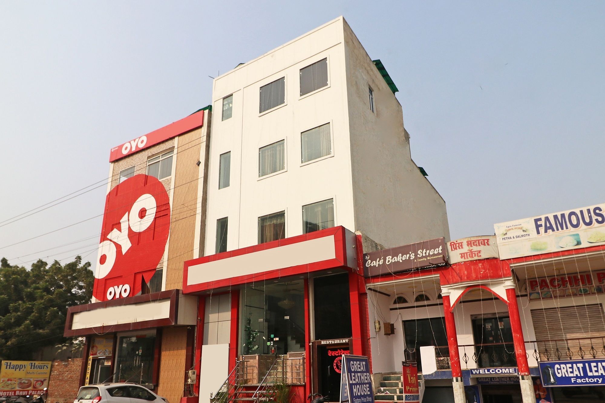 Oyo 9974 Hotel Taj Prince อัครา ภายนอก รูปภาพ
