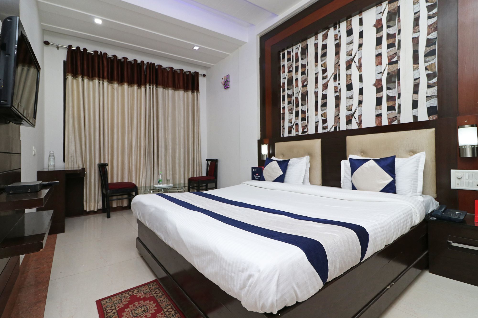 Oyo 9974 Hotel Taj Prince อัครา ภายนอก รูปภาพ